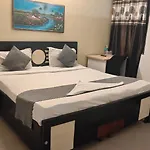 Super Hotel Royal Inn Satya Niketan - Couple Friendly