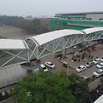 Super Hotel Royal Inn Satya Niketan - Couple Friendly