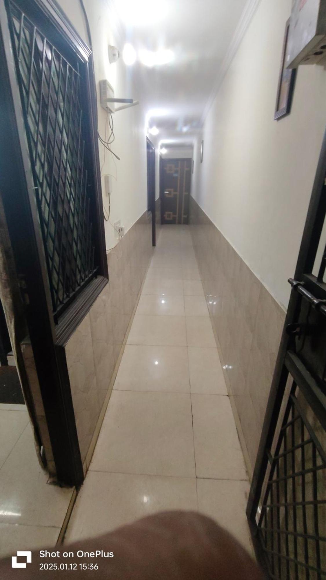 Super Royal Satya Niketan - Couple Friendly