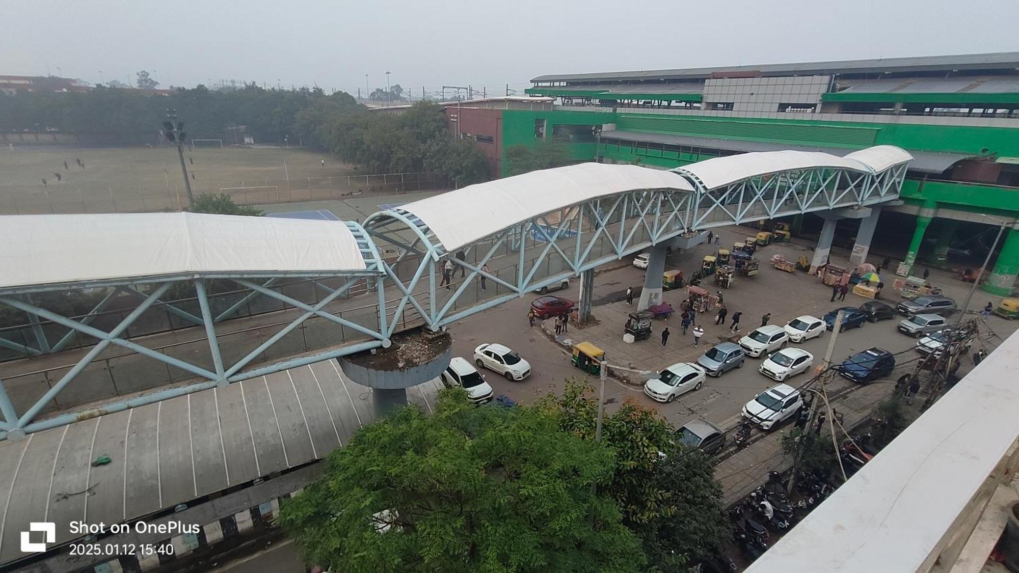 Super Royal Satya Niketan - Couple Friendly *